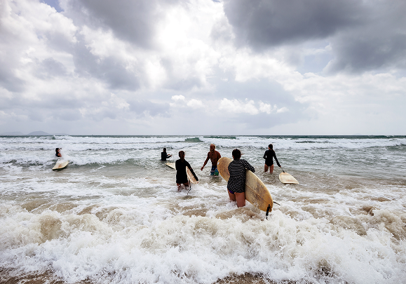 surf lesson el tunco beach el salvador bamboards services